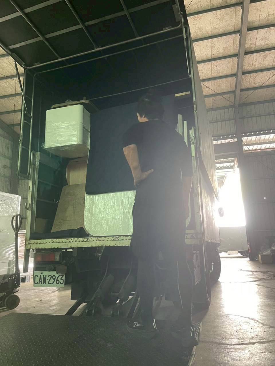 專櫃進場施工